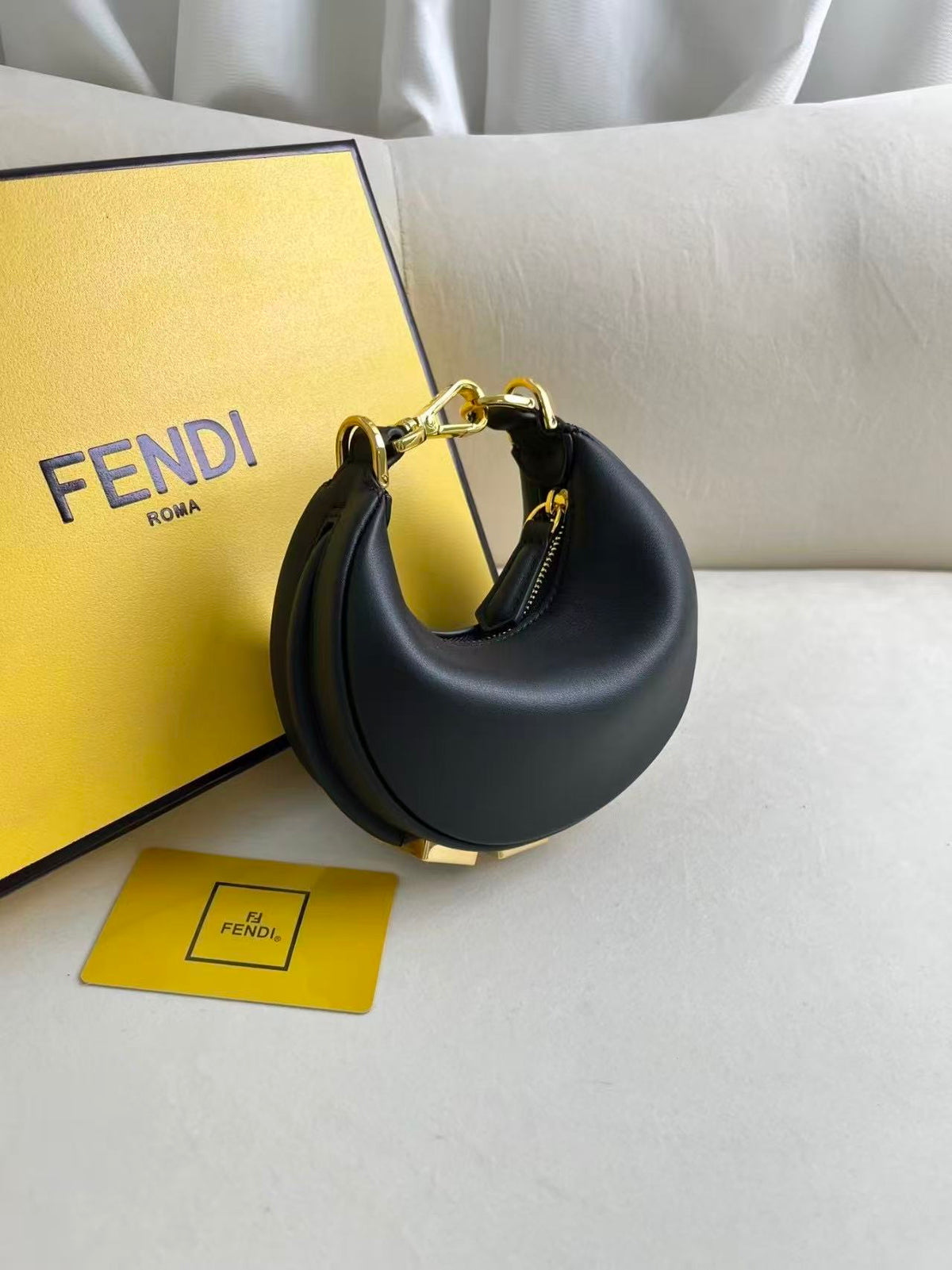 Exquisite leather bags-202601