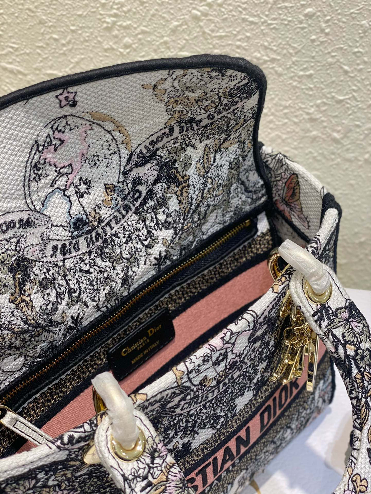 Exquisite leather bags-142