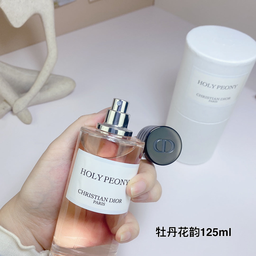 Peony fragrance women's perfume amber