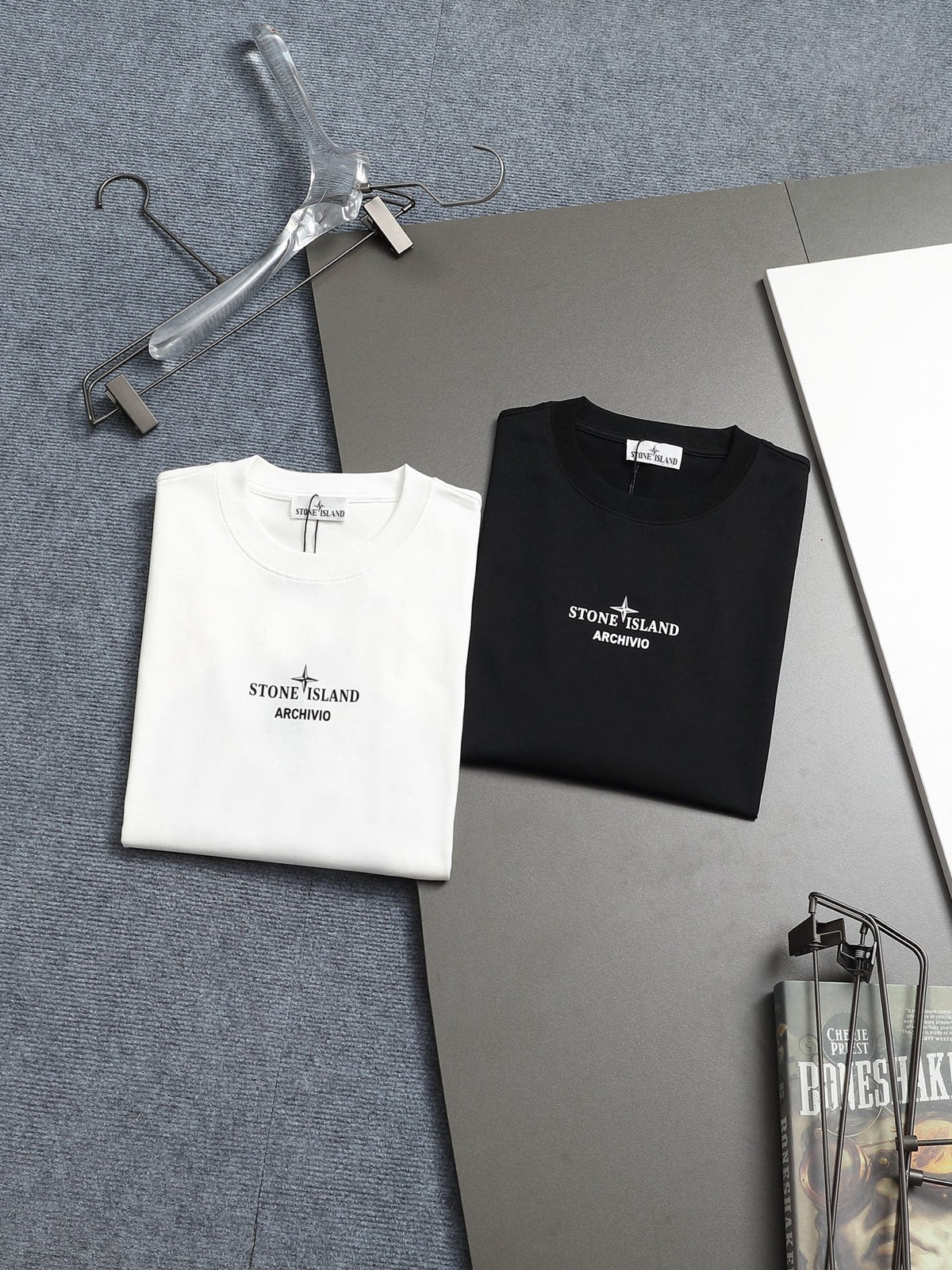 Classic T-shirt-100