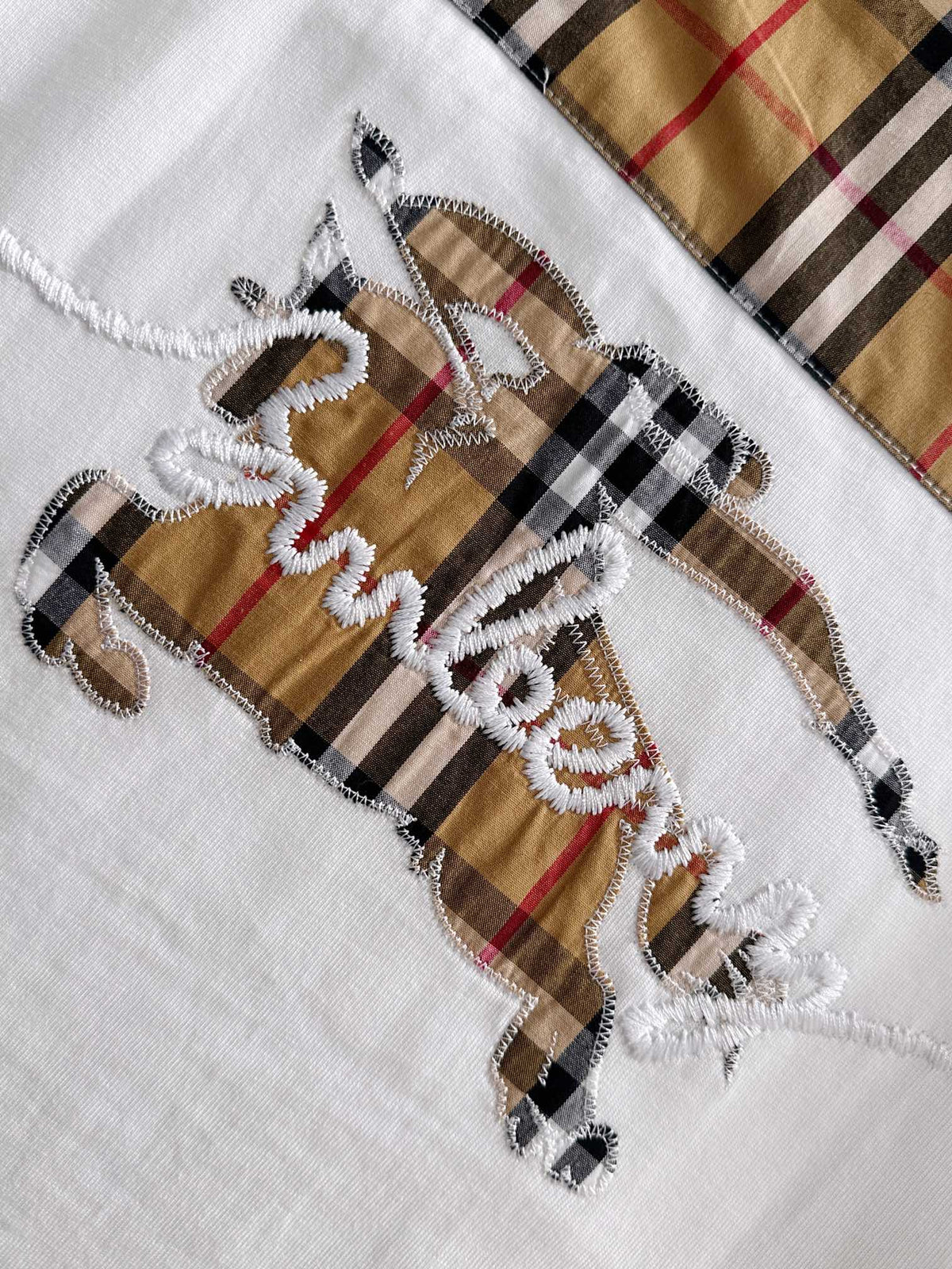 Classic Fashion Sweater-1010