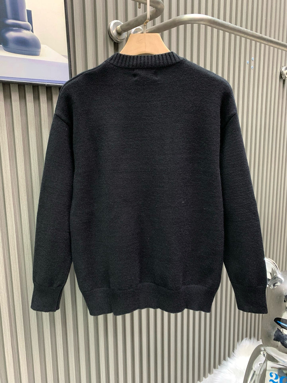 Classic Fashion Sweater-1080