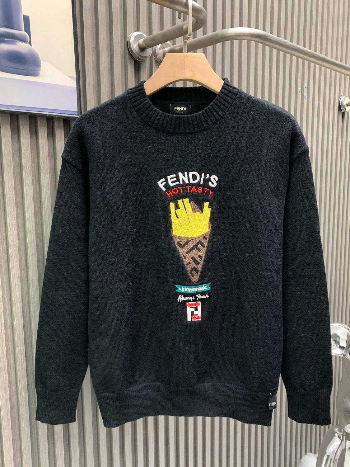 Classic Fashion Sweater-1064
