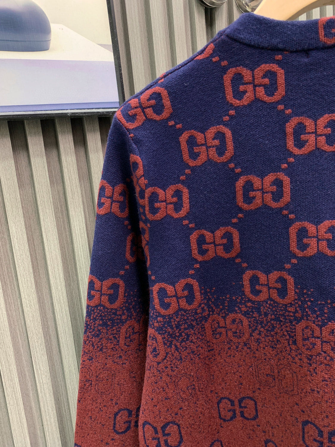 Classic Fashion Sweater-1063