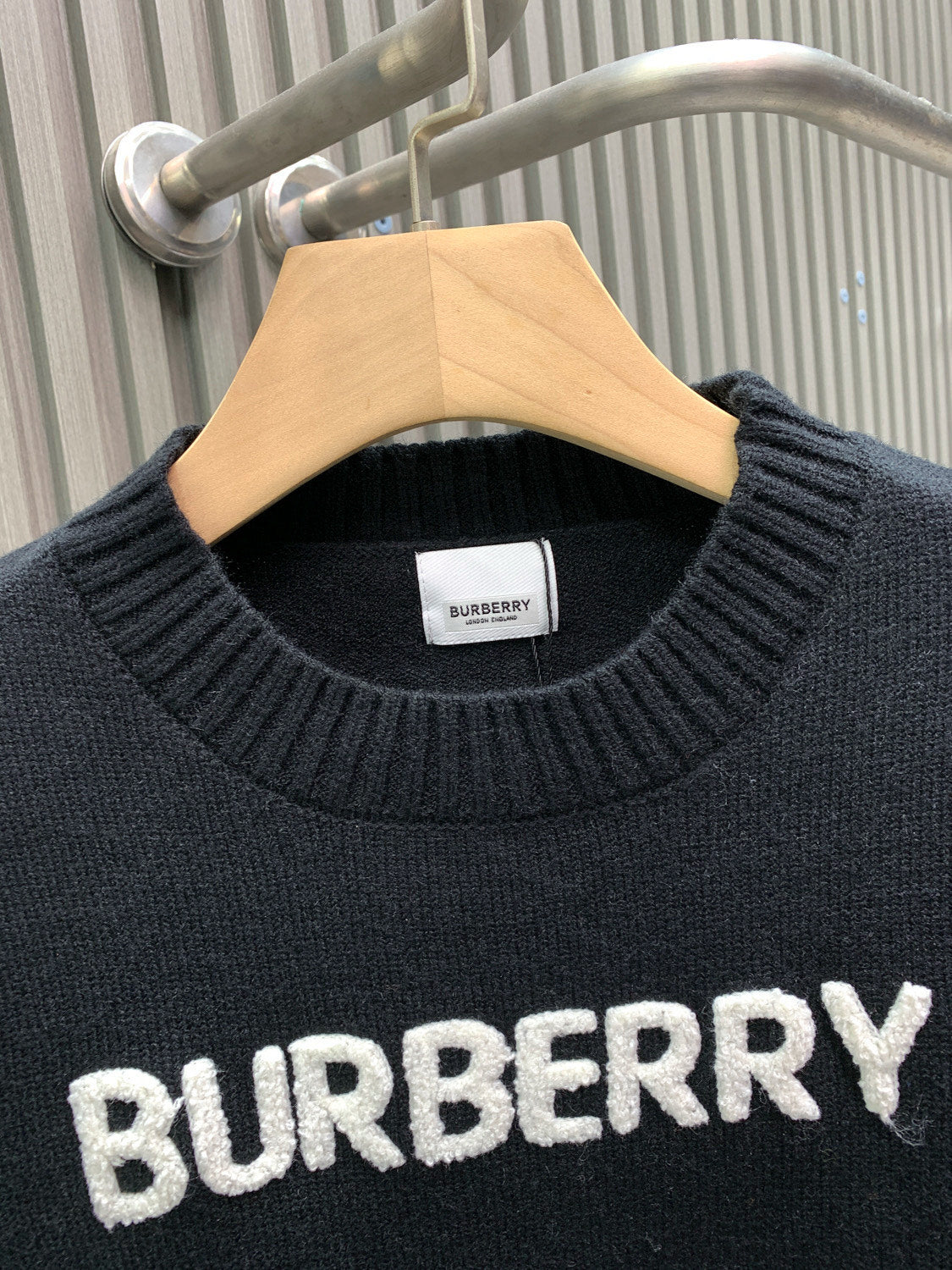 Classic Fashion Sweater-1060