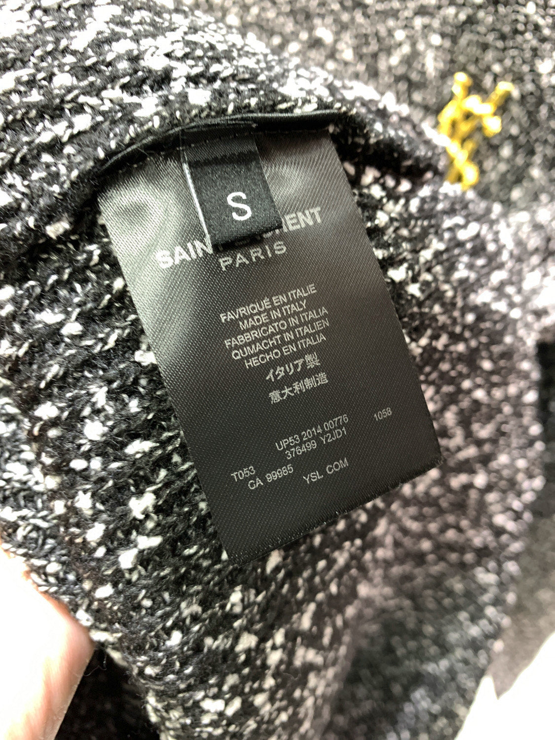 Classic Fashion Sweater-1055