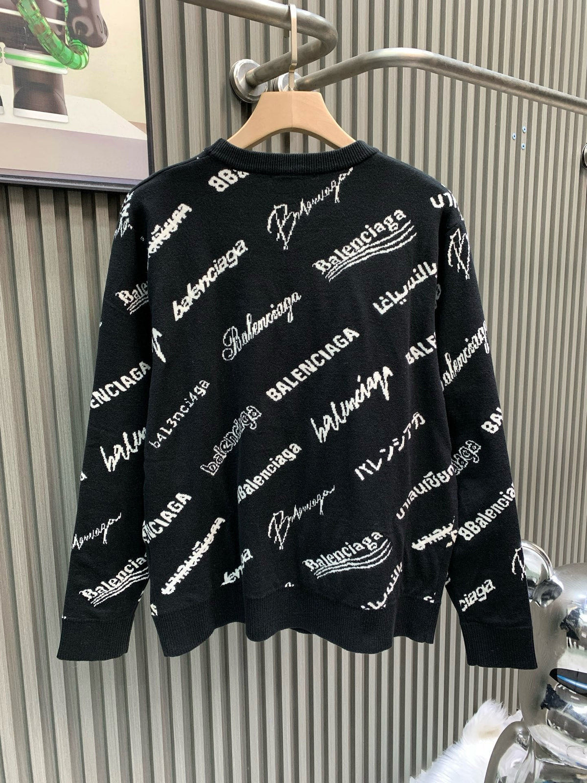 Classic Fashion Sweater-1102
