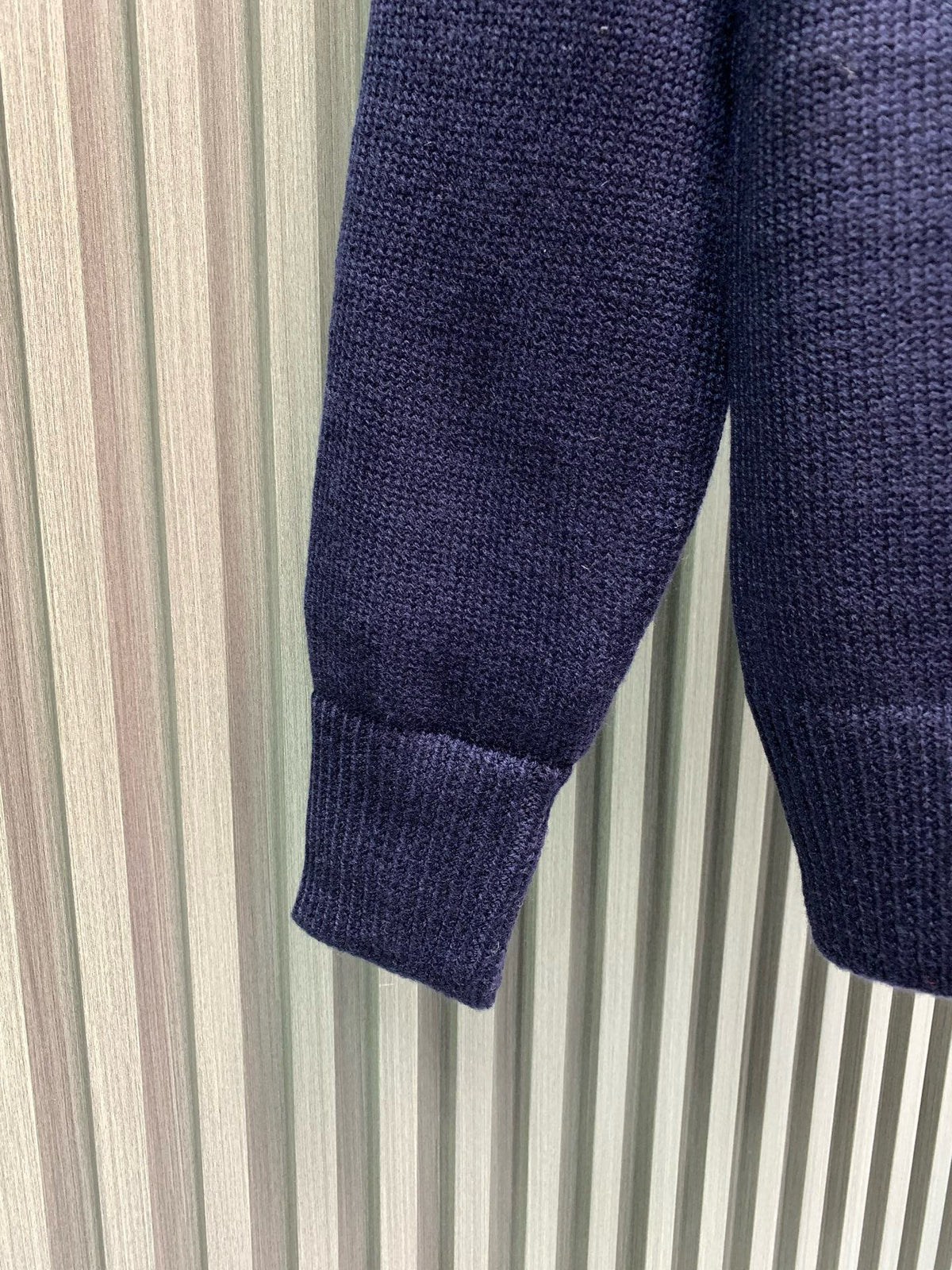 Classic Fashion Sweater-1116