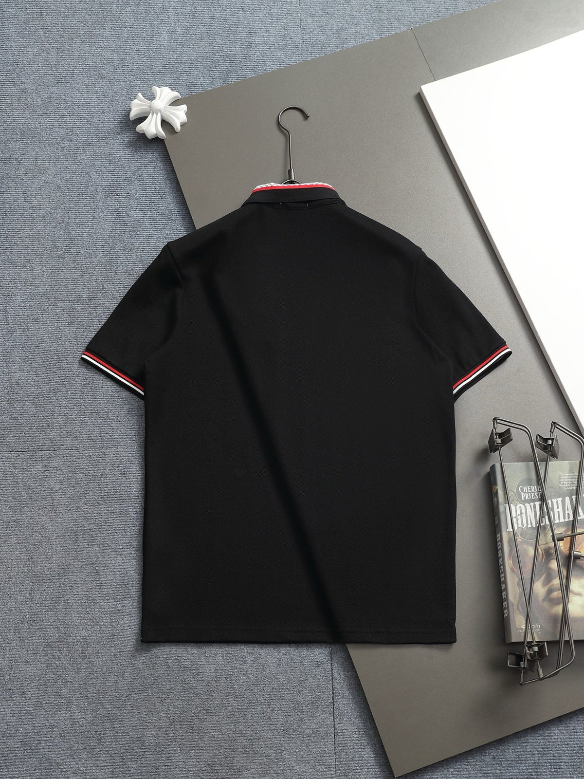 Classic T-shirt-200
