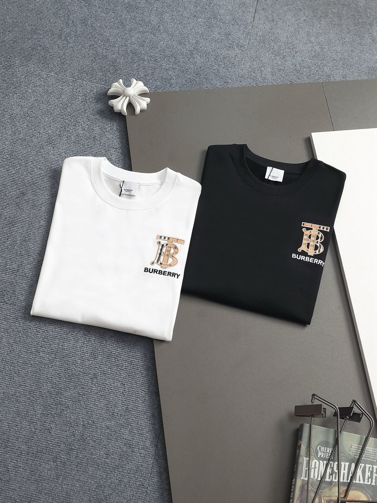 Classic T-shirt-318