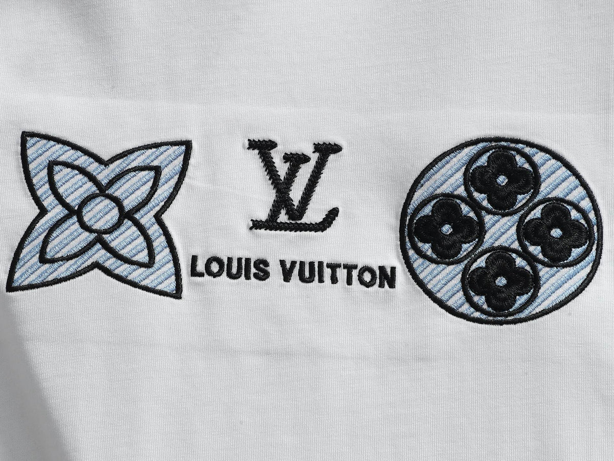 Classic T-shirt-320