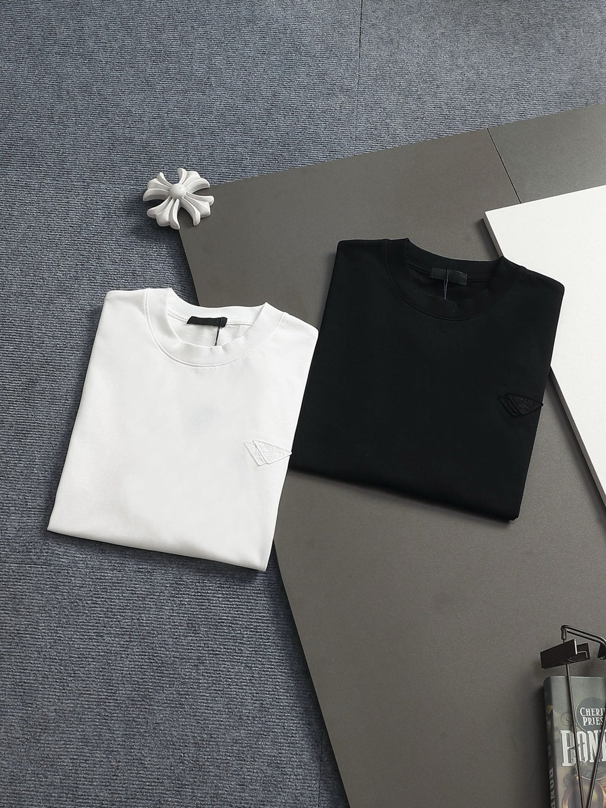 Classic T-shirt-399