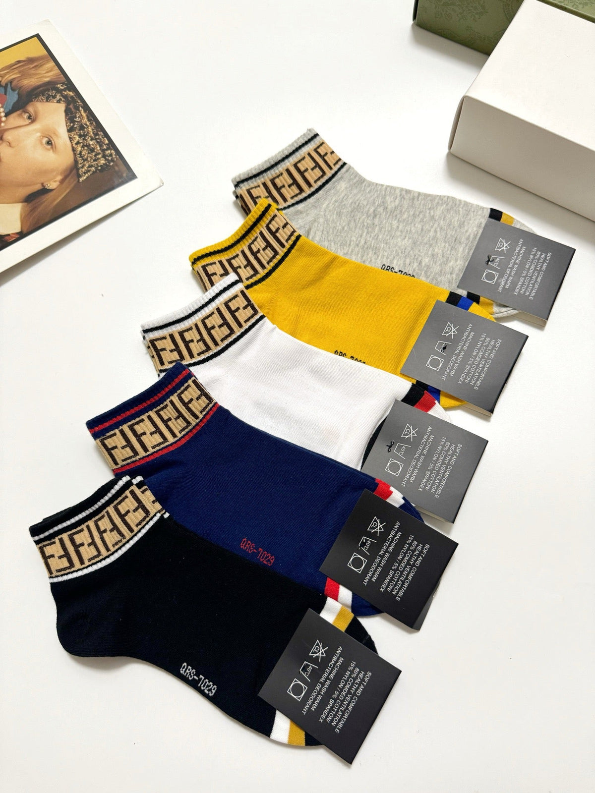 5-Pair Comfort Socks Set (1 BOX)-129