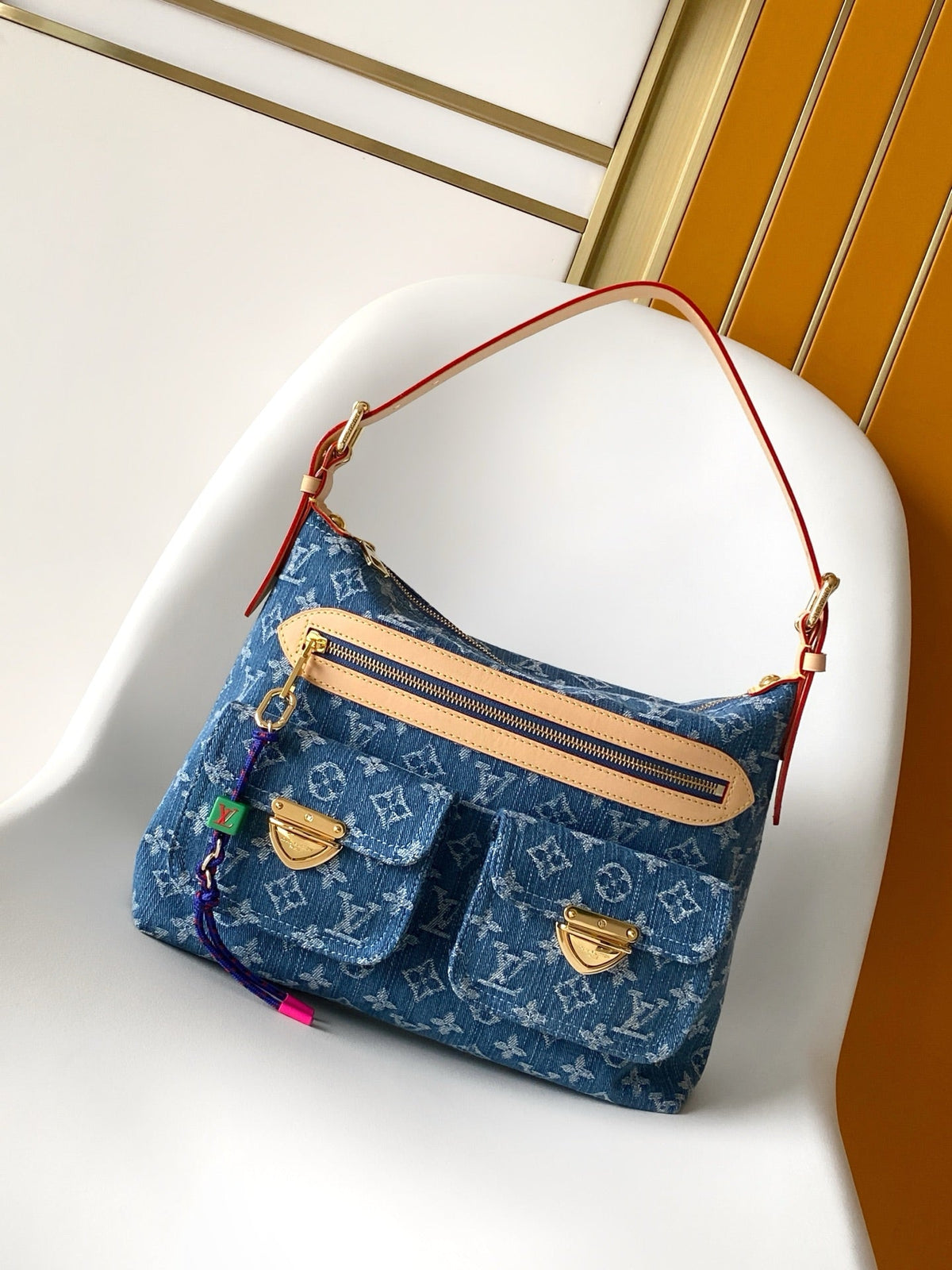 2026 Classic Everyday Bag-261044