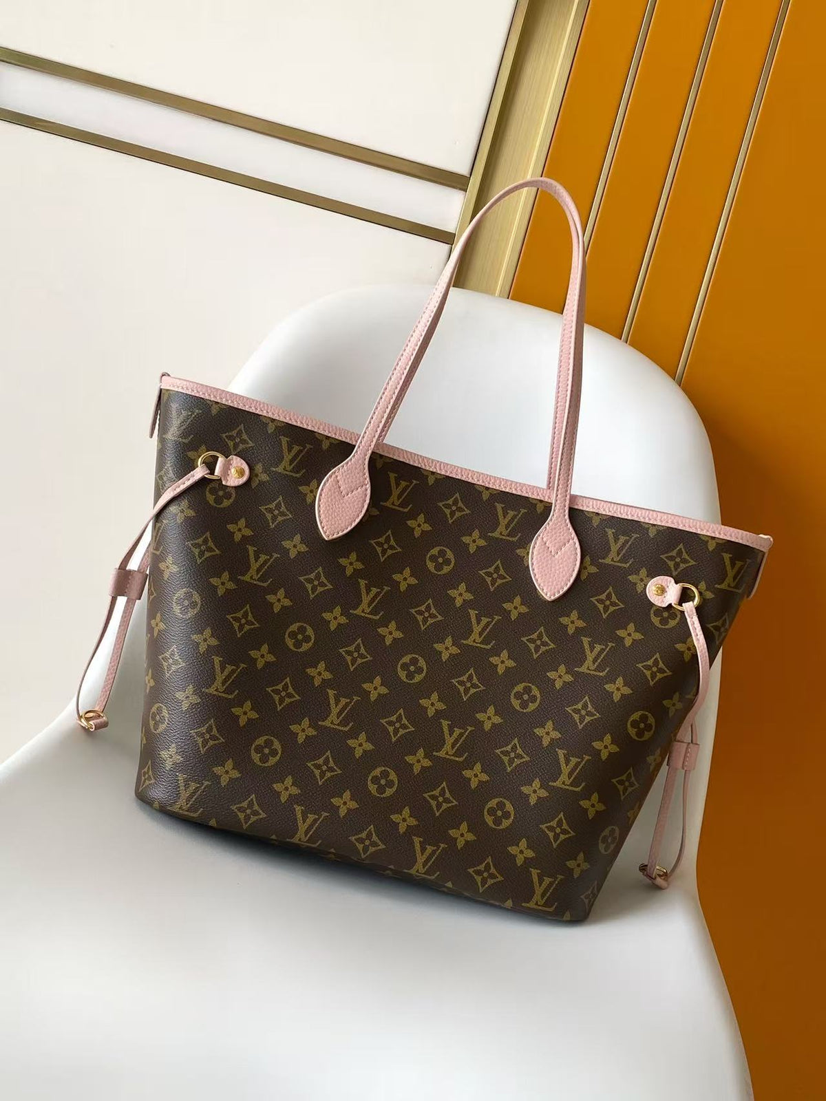 2026 Classic Everyday Bag-261055