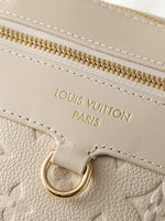2026 Classic Everyday Bag-261064
