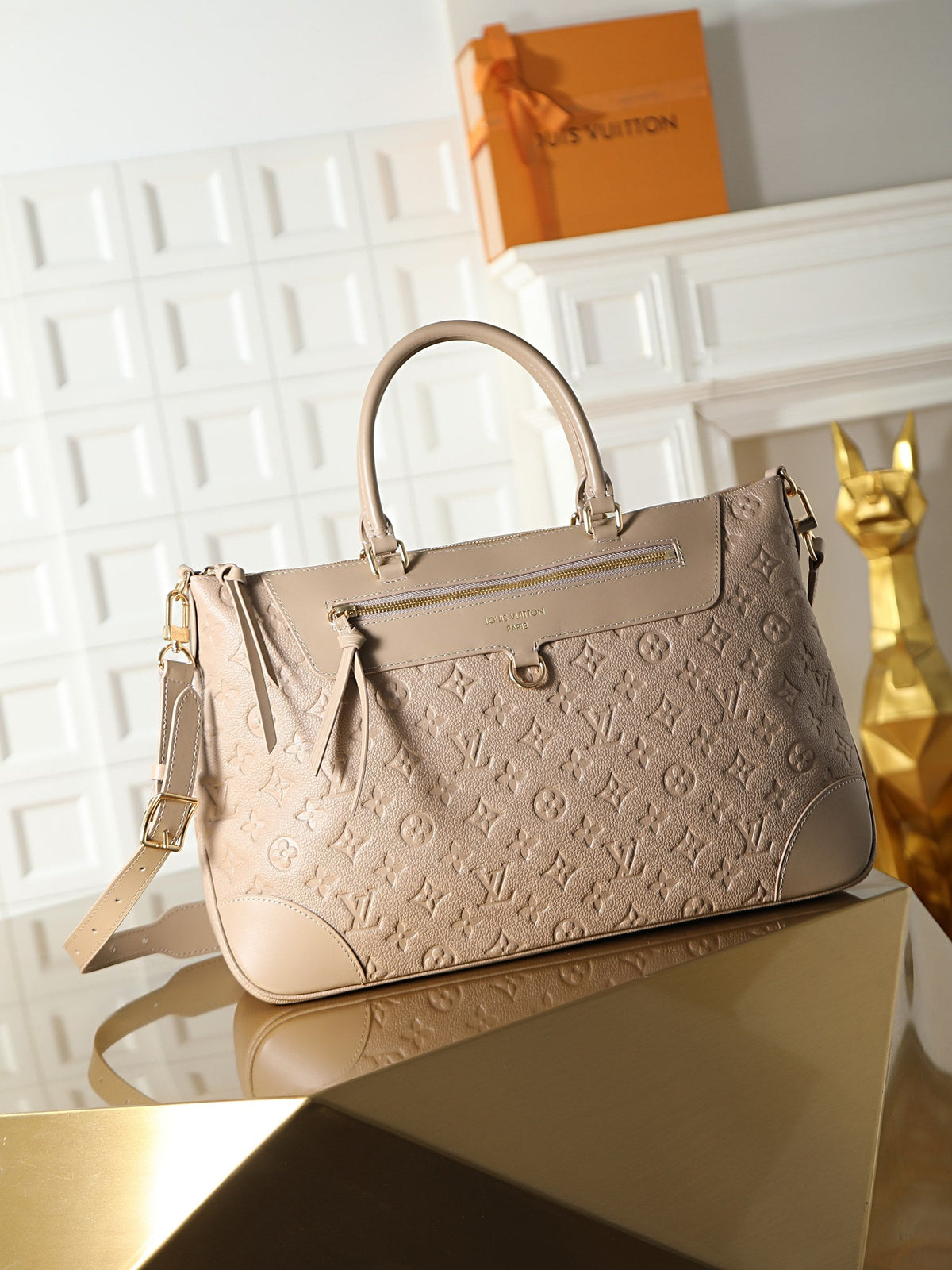 2026 Classic Everyday Bag-261065