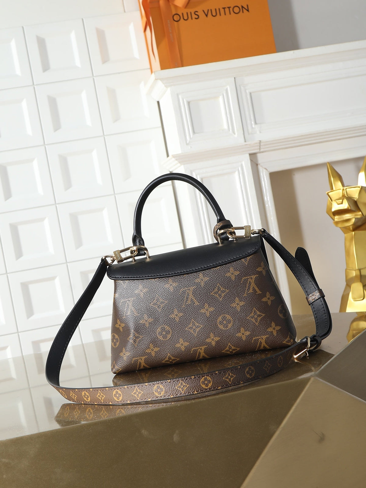 2026 Classic Everyday Bag-261080