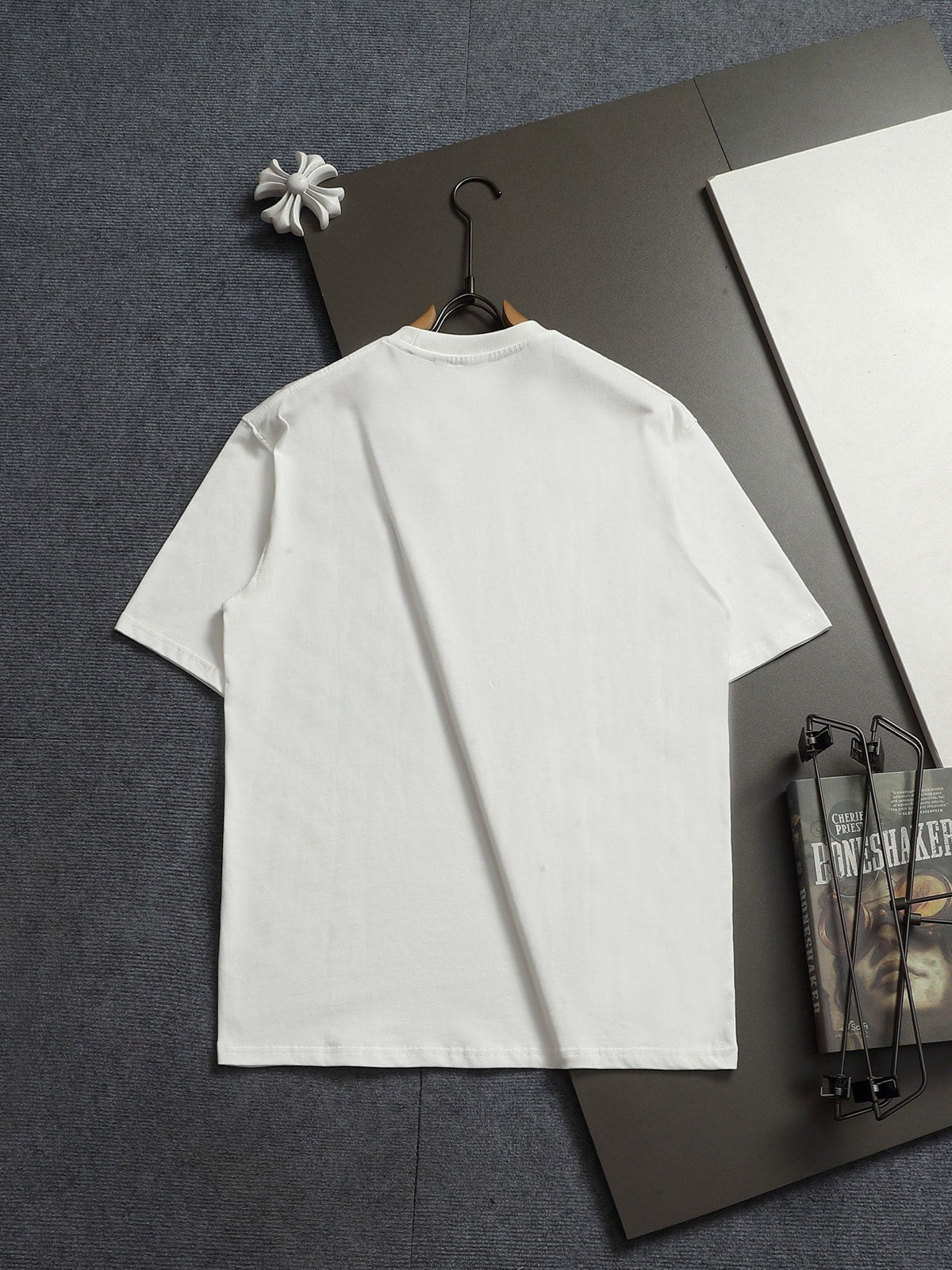 Classic T-shirt-572