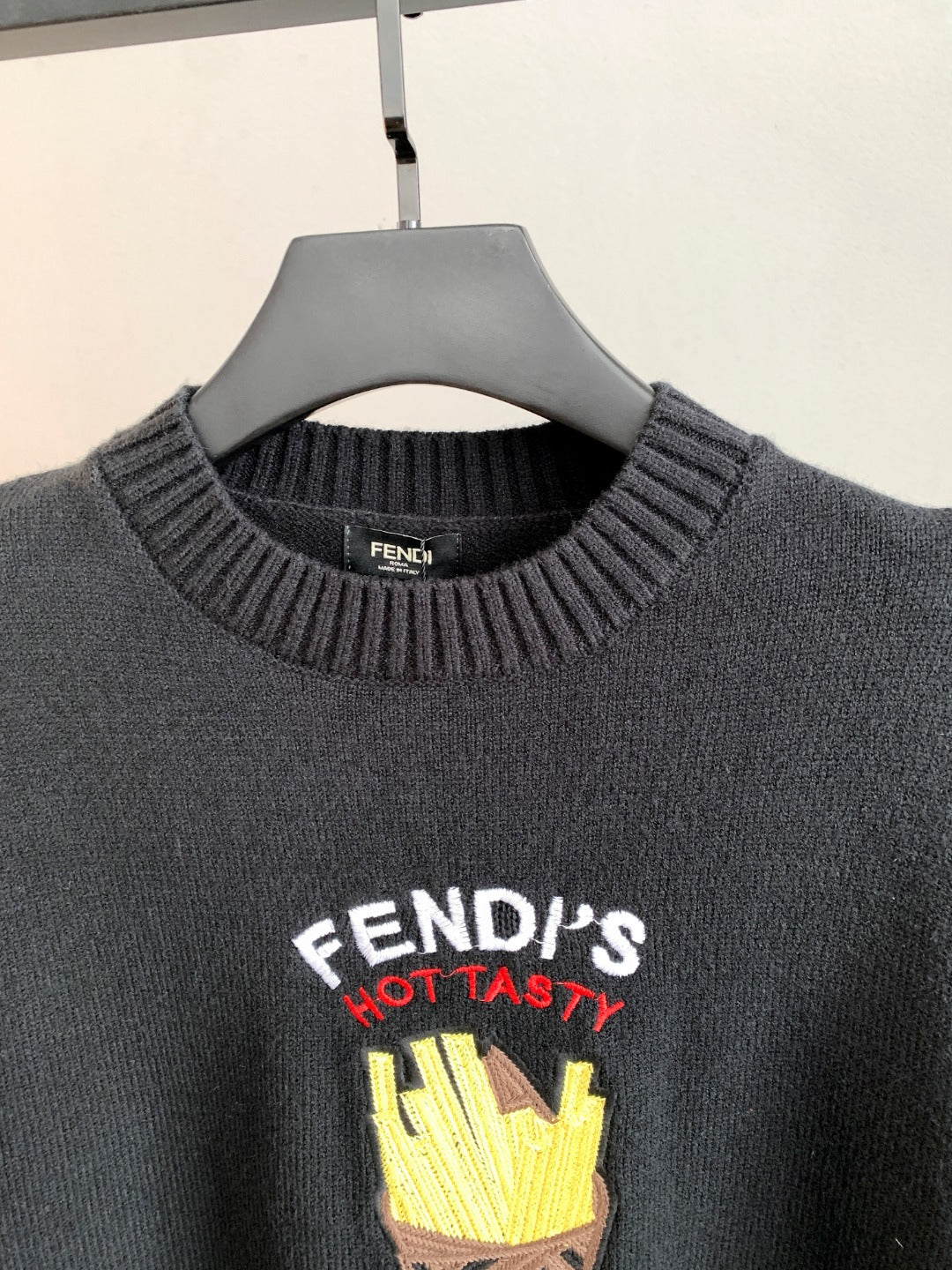 Classic Fashion Sweater-1163