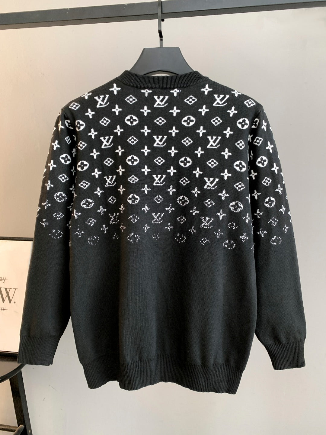 Classic Fashion Sweater-1151