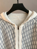 Classic Fit Hoodie-1100