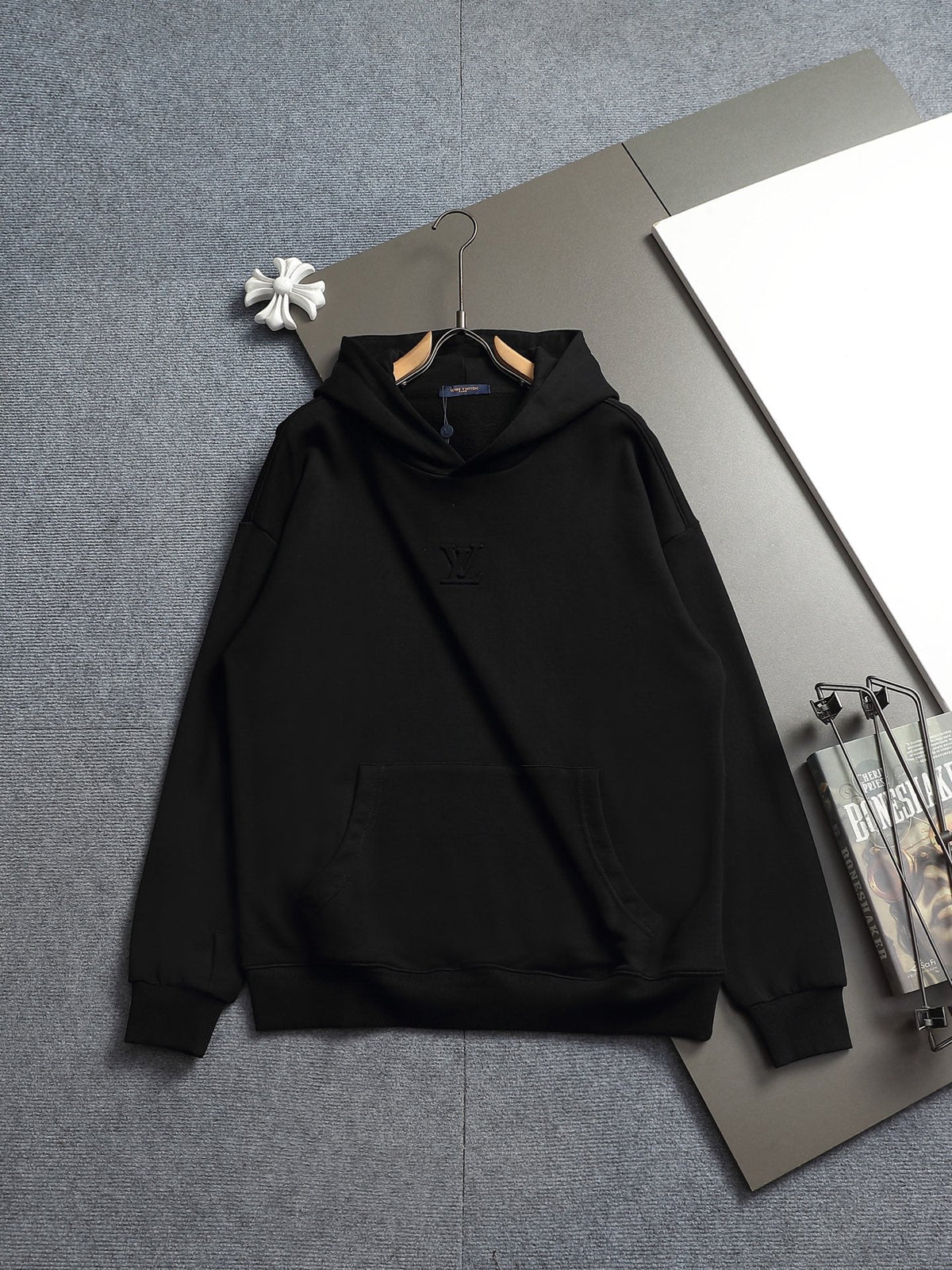 Classic Fit Hoodie-1108