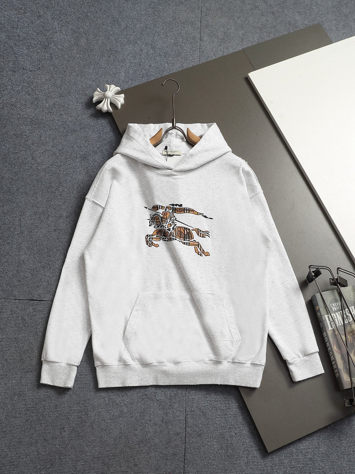 Classic Fit Hoodie-1111