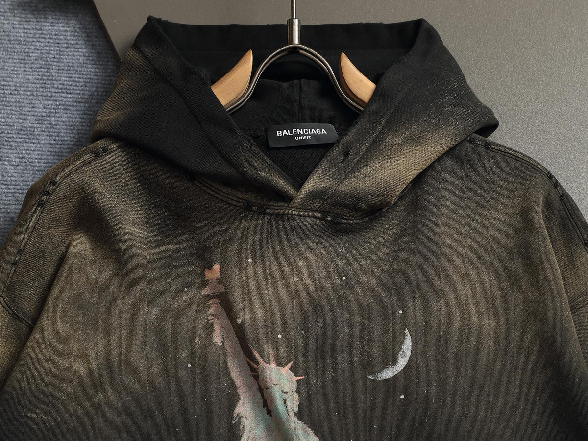Classic Fit Hoodie-1113