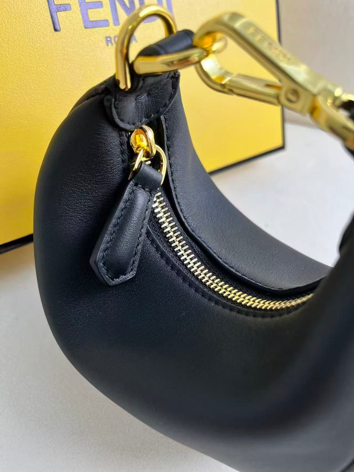 Exquisite leather bags-202601