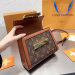 Exquisite leather bags-599