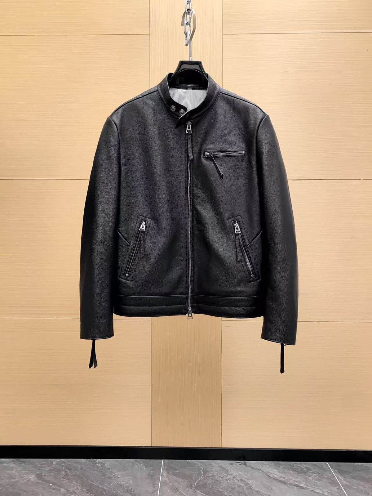 Exquisite Leather Jacket-2026-05