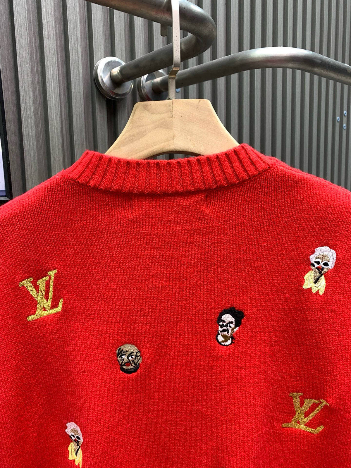 Classic Fashion Sweater-1079