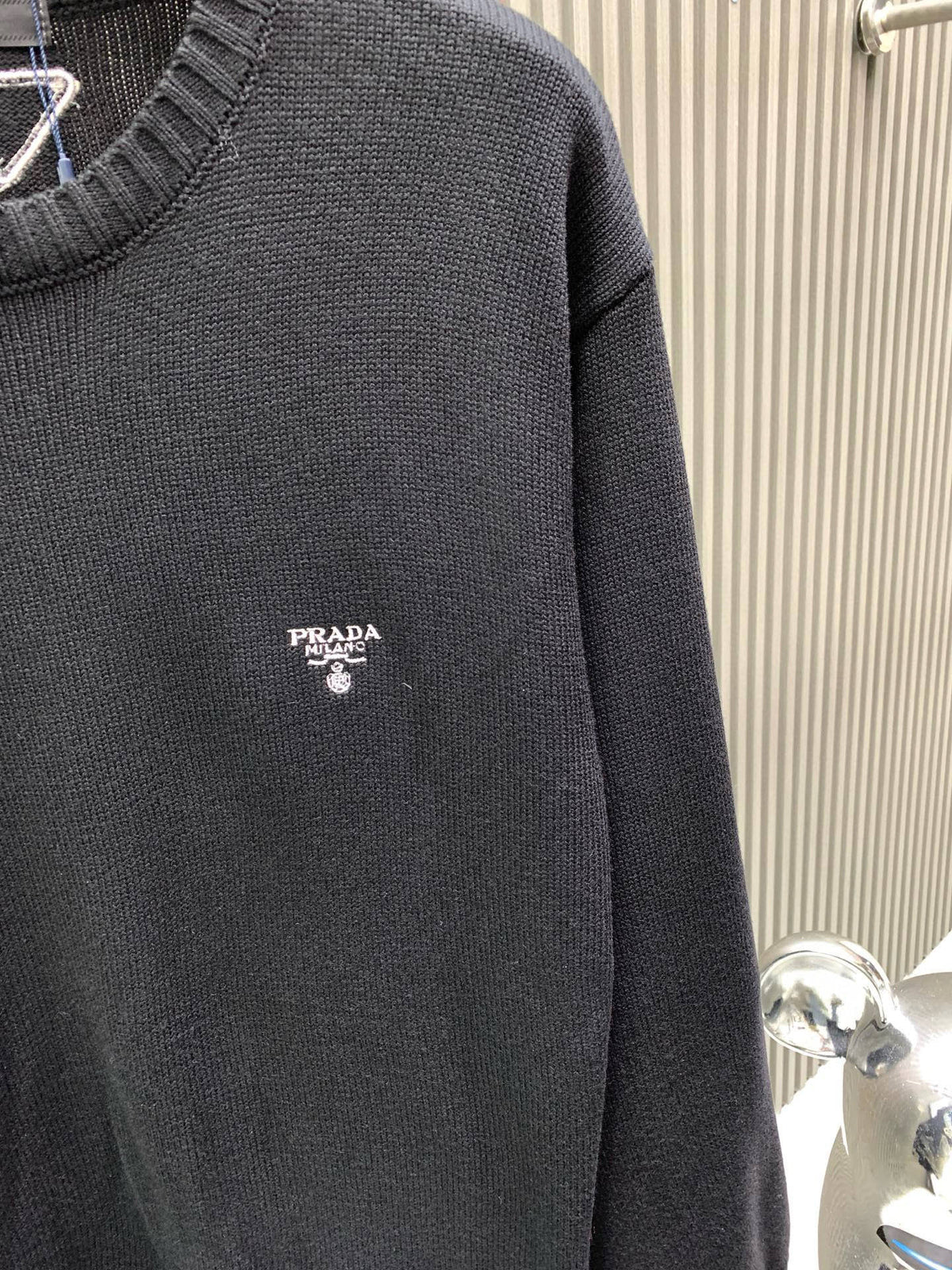 Classic Fashion Sweater-1077