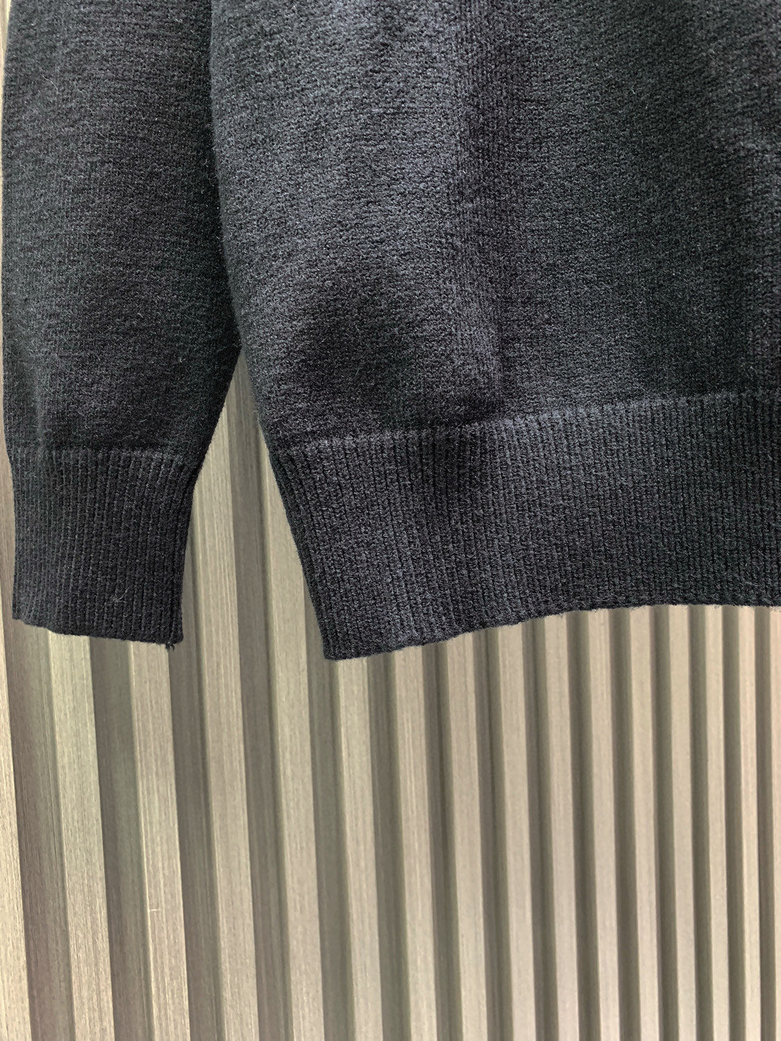 Classic Fashion Sweater-1064