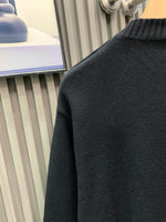 Classic Fashion Sweater-1060