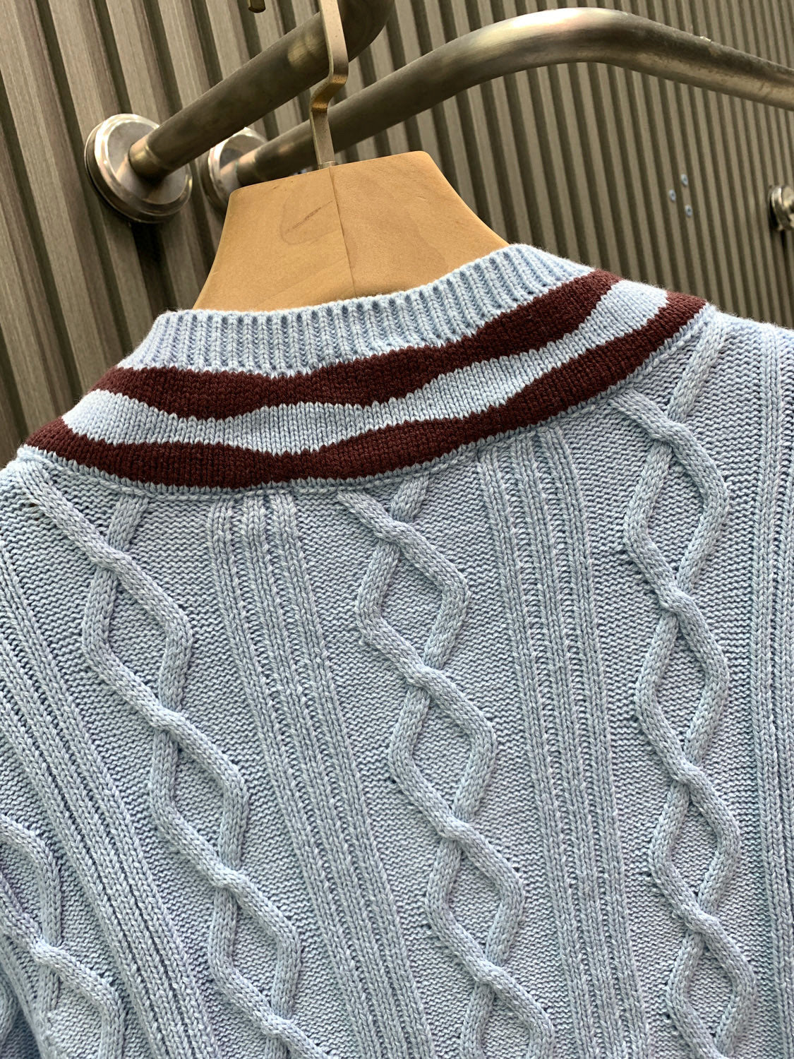Classic Fashion Sweater-1059