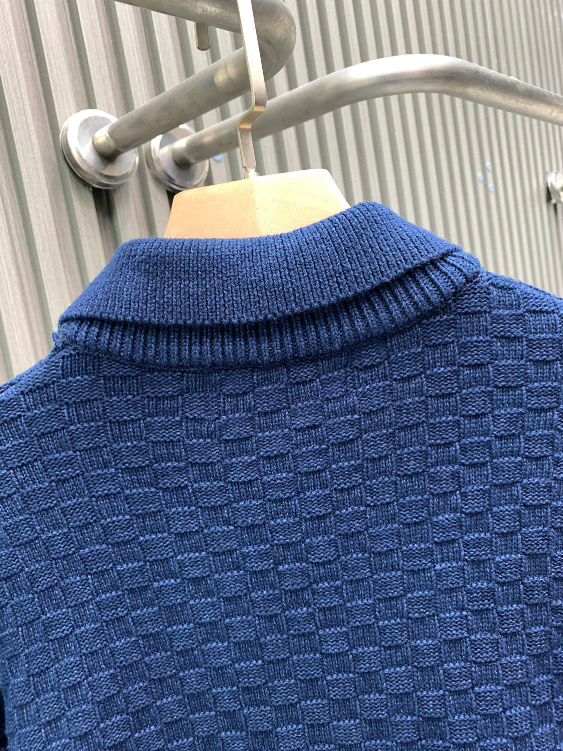 Classic Fashion Sweater-1053