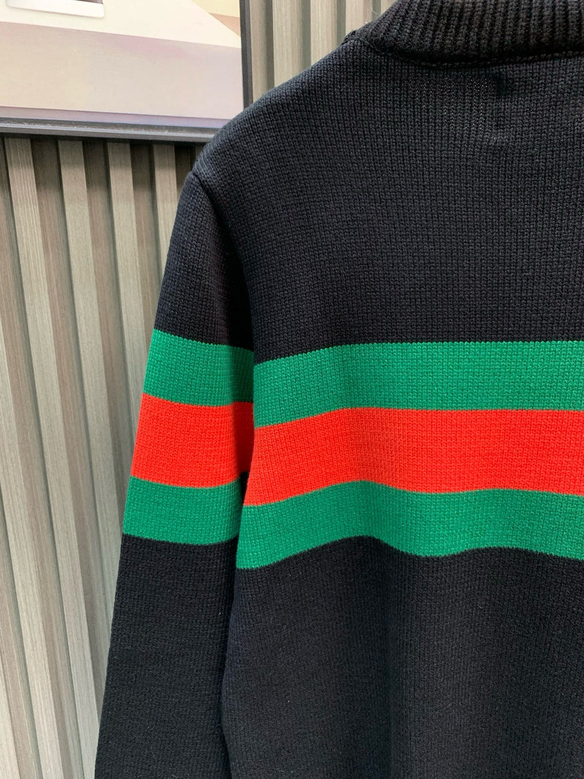 Classic Fashion Sweater-1098