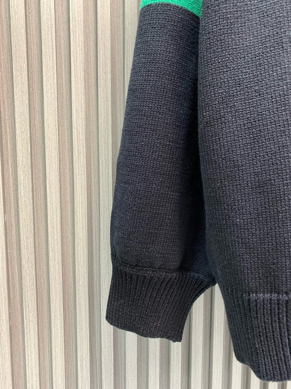 Classic Fashion Sweater-1098