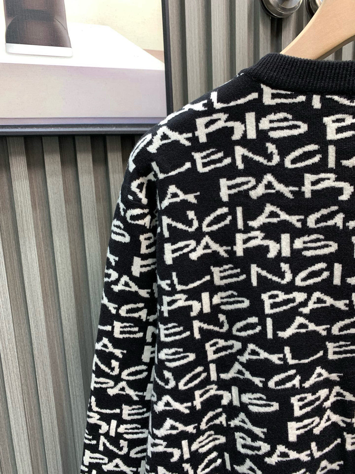 Classic Fashion Sweater-1105