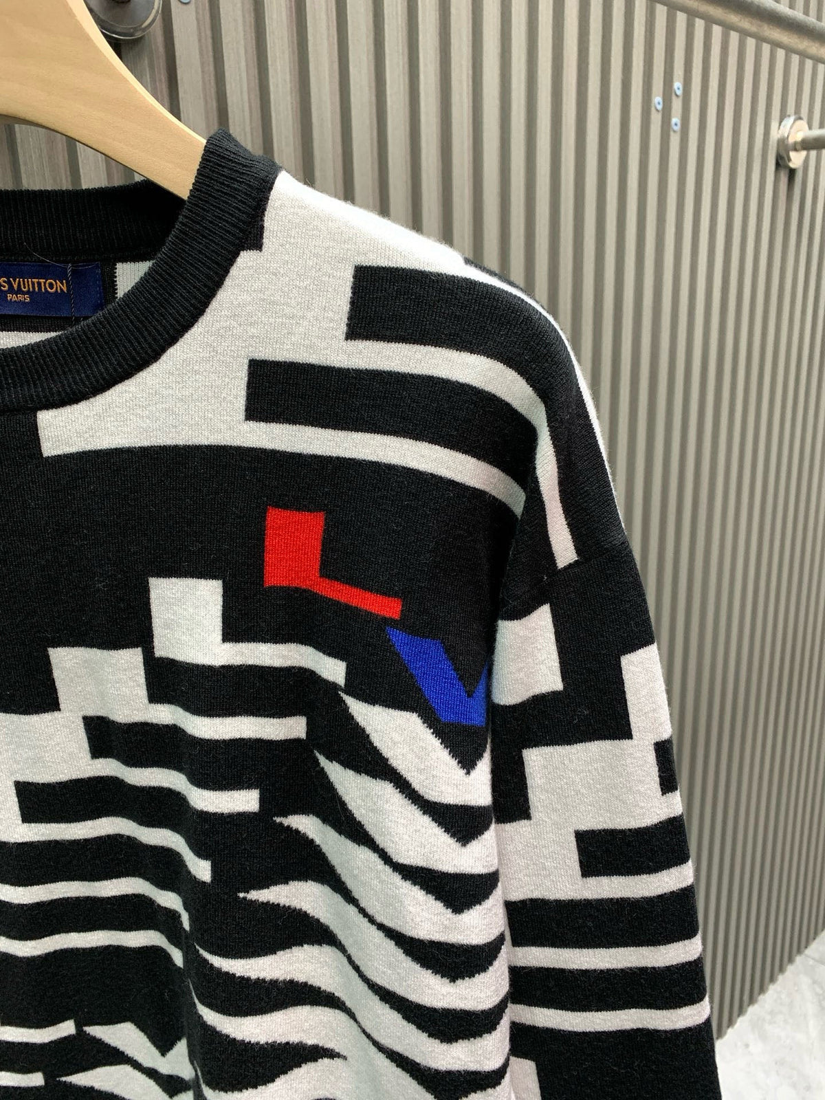 Classic Fashion Sweater-1126