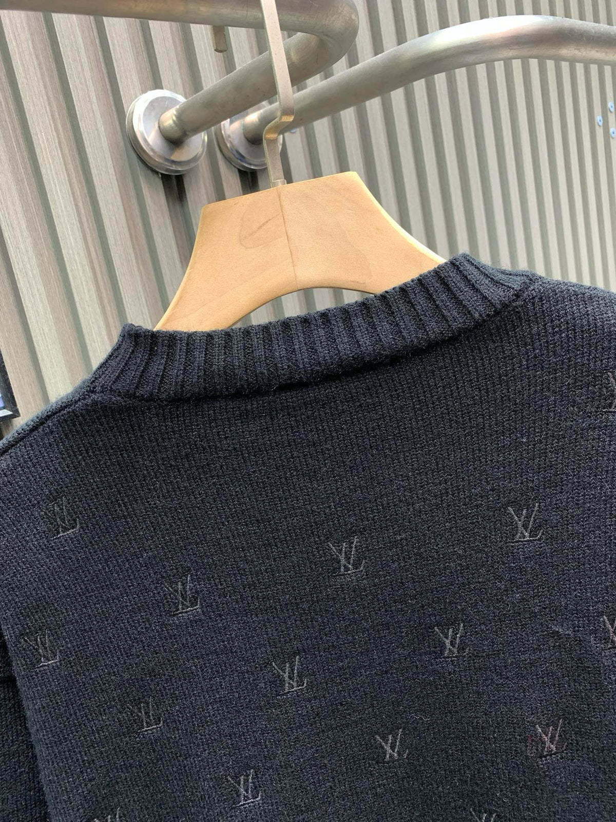 Classic Fashion Sweater-1127