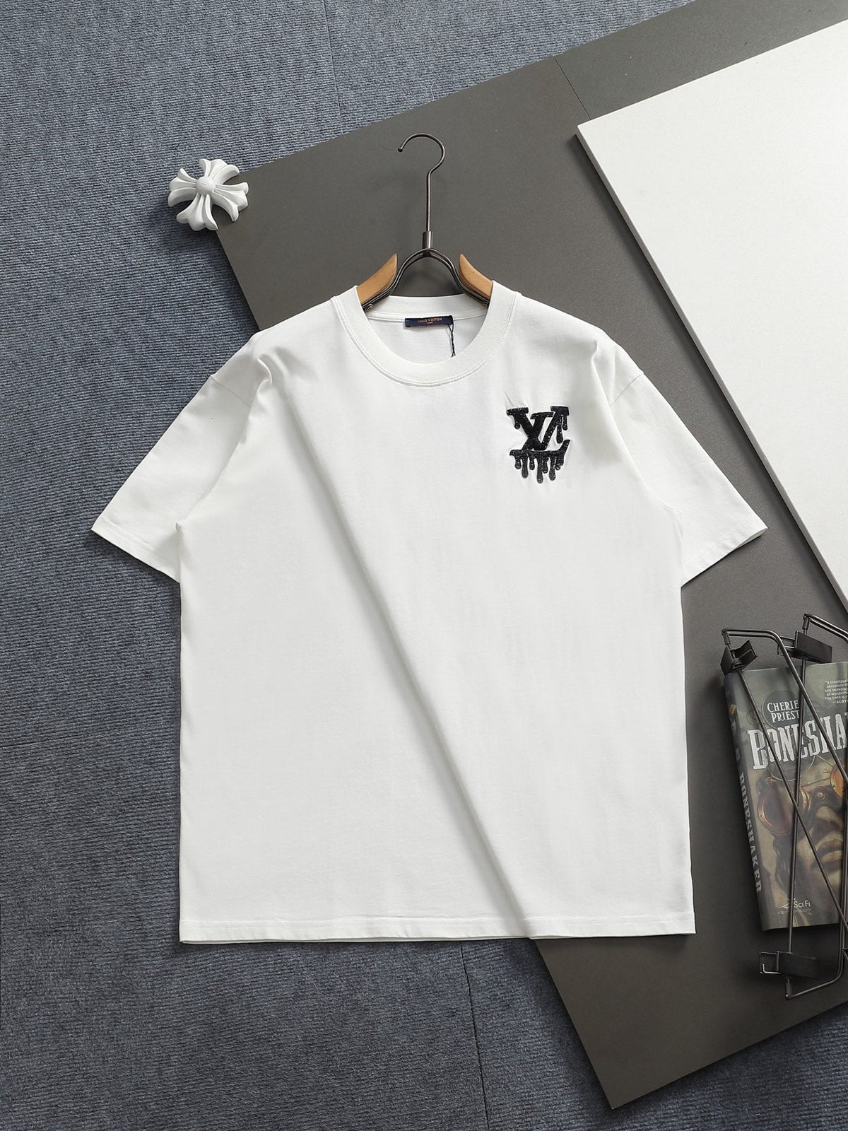 Classic T-shirt-182
