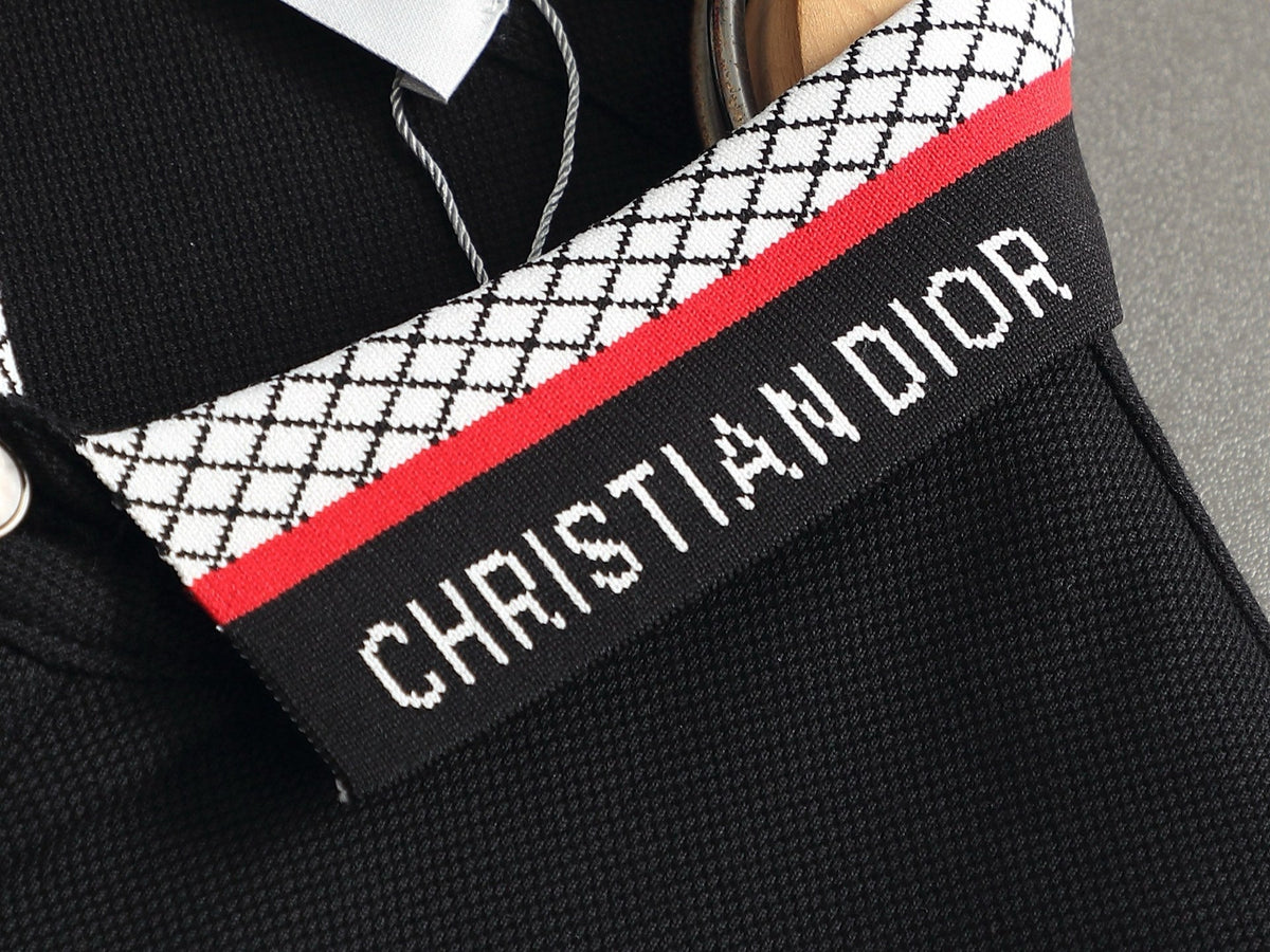 Classic T-shirt-200