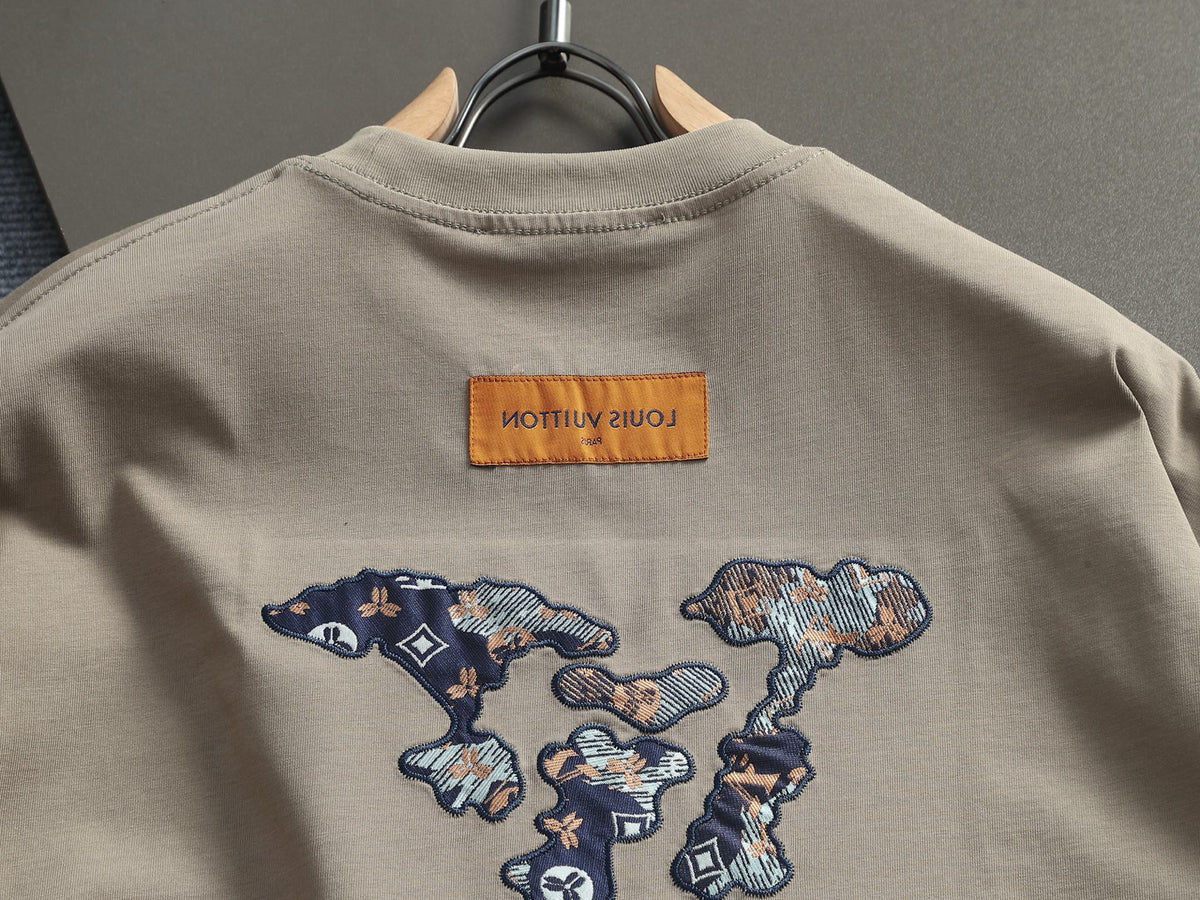 Classic T-shirt-230
