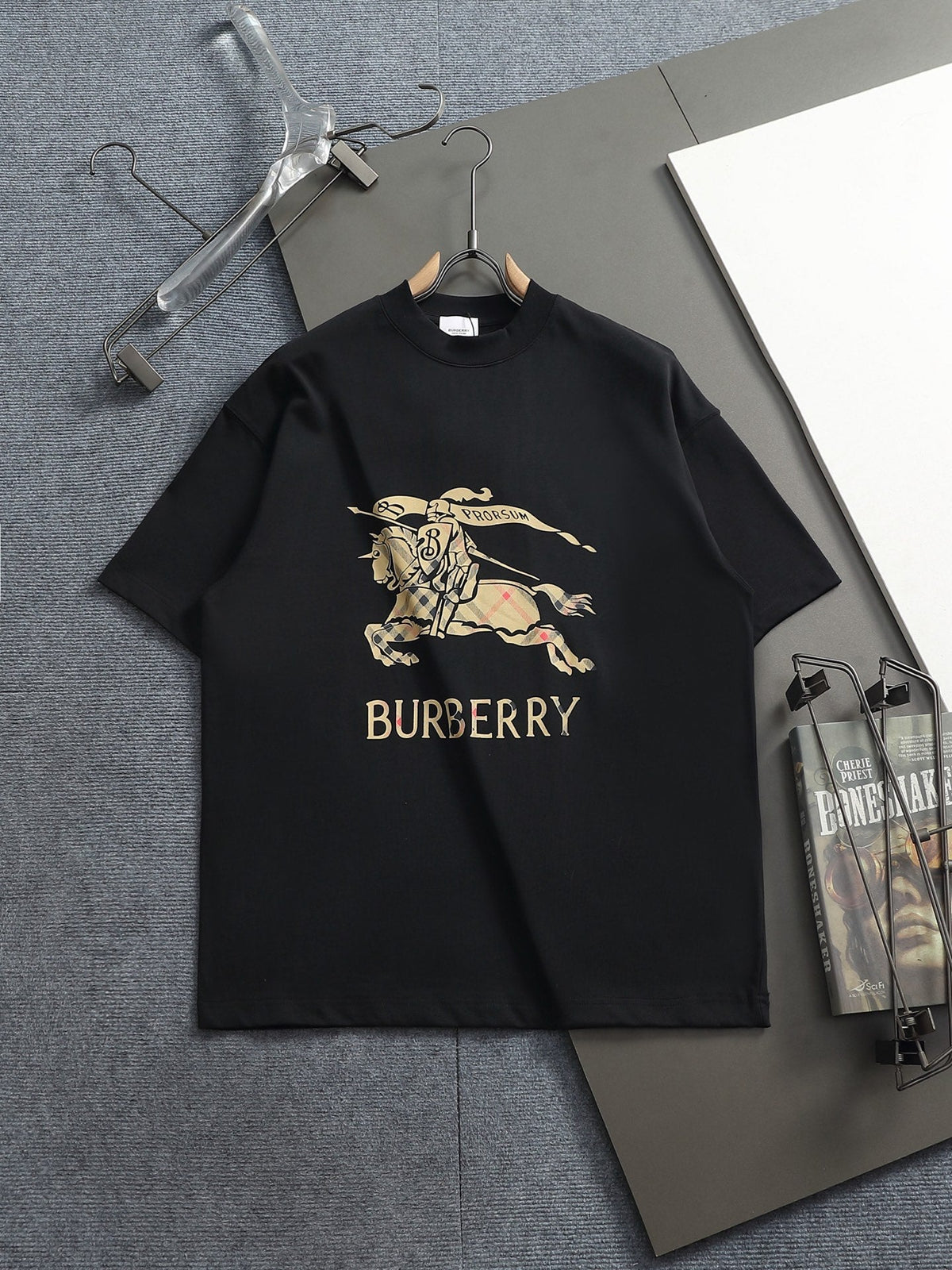 Classic T-shirt-360