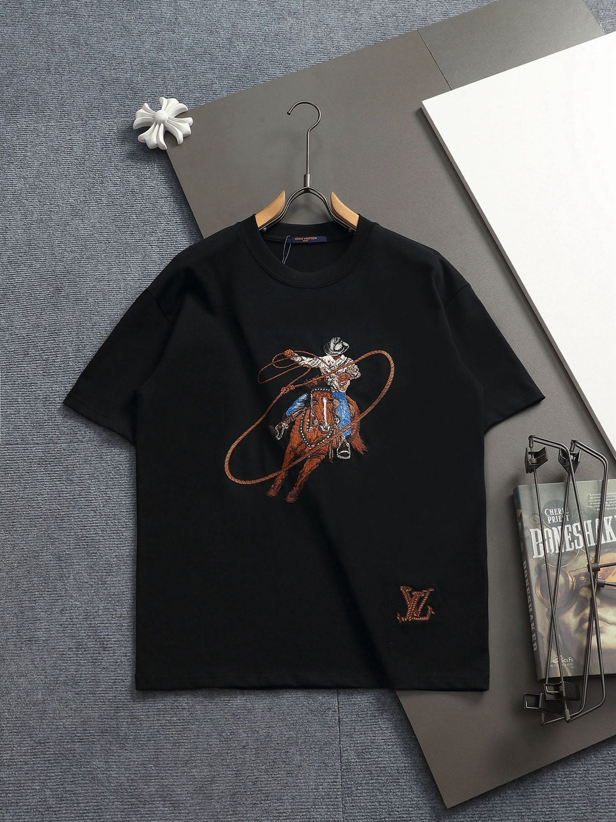 Classic T-shirt-390