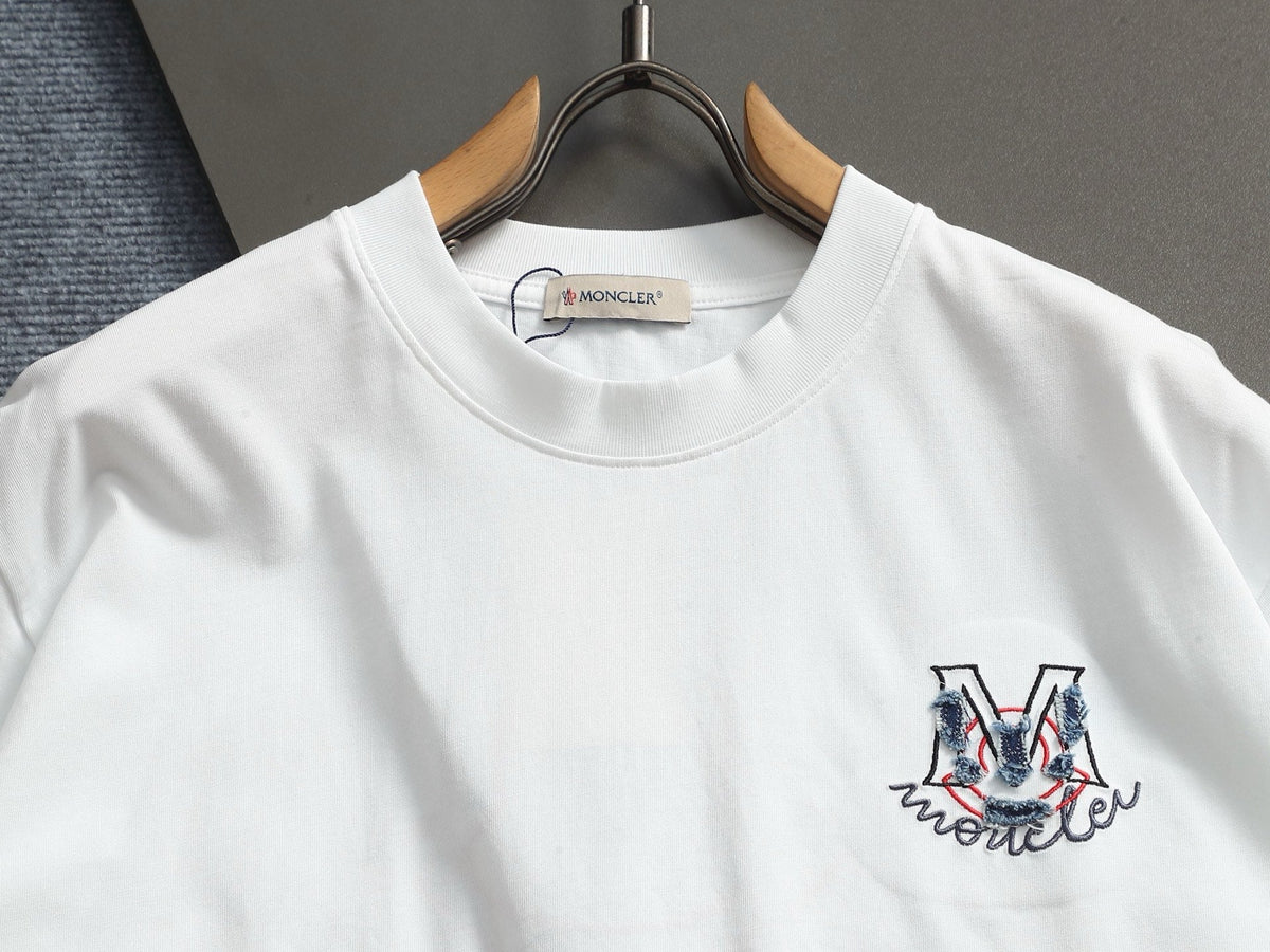 Classic T-shirt-400