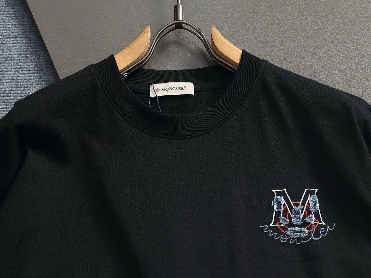Classic T-shirt-400